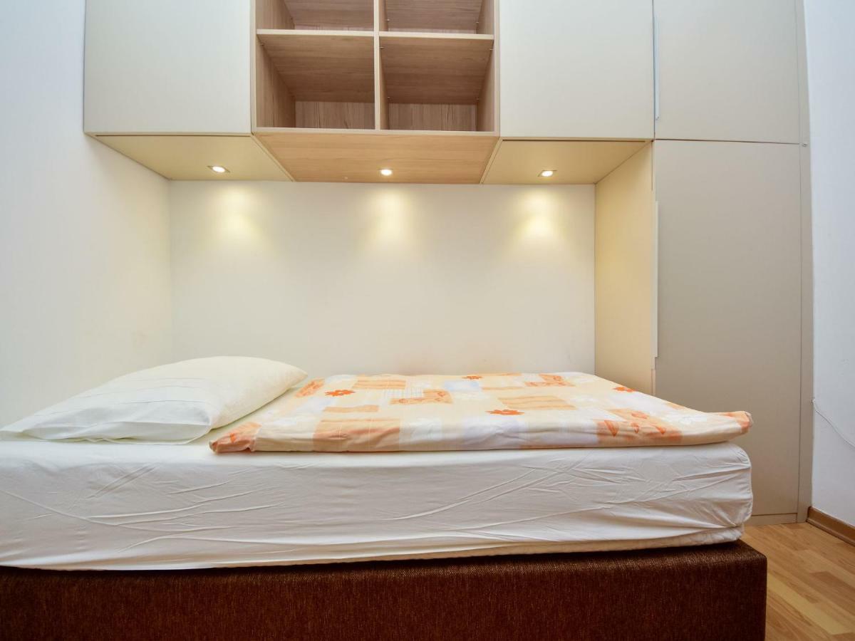 Apartment Anica-1 By Interhome ディクロ エクステリア 写真