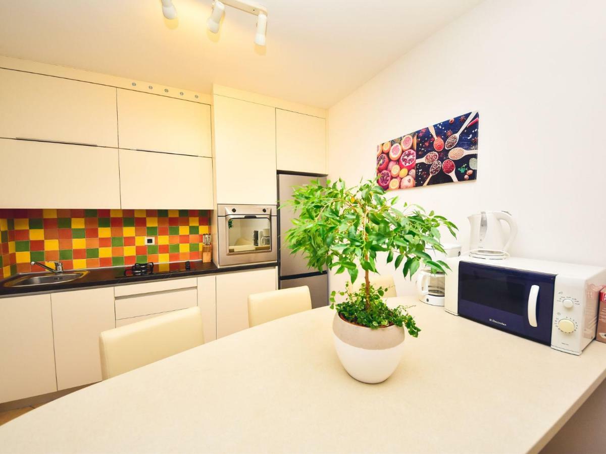 Apartment Anica-1 By Interhome ディクロ エクステリア 写真